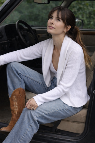 Favorite Cardigan for Mom's On-The-Go