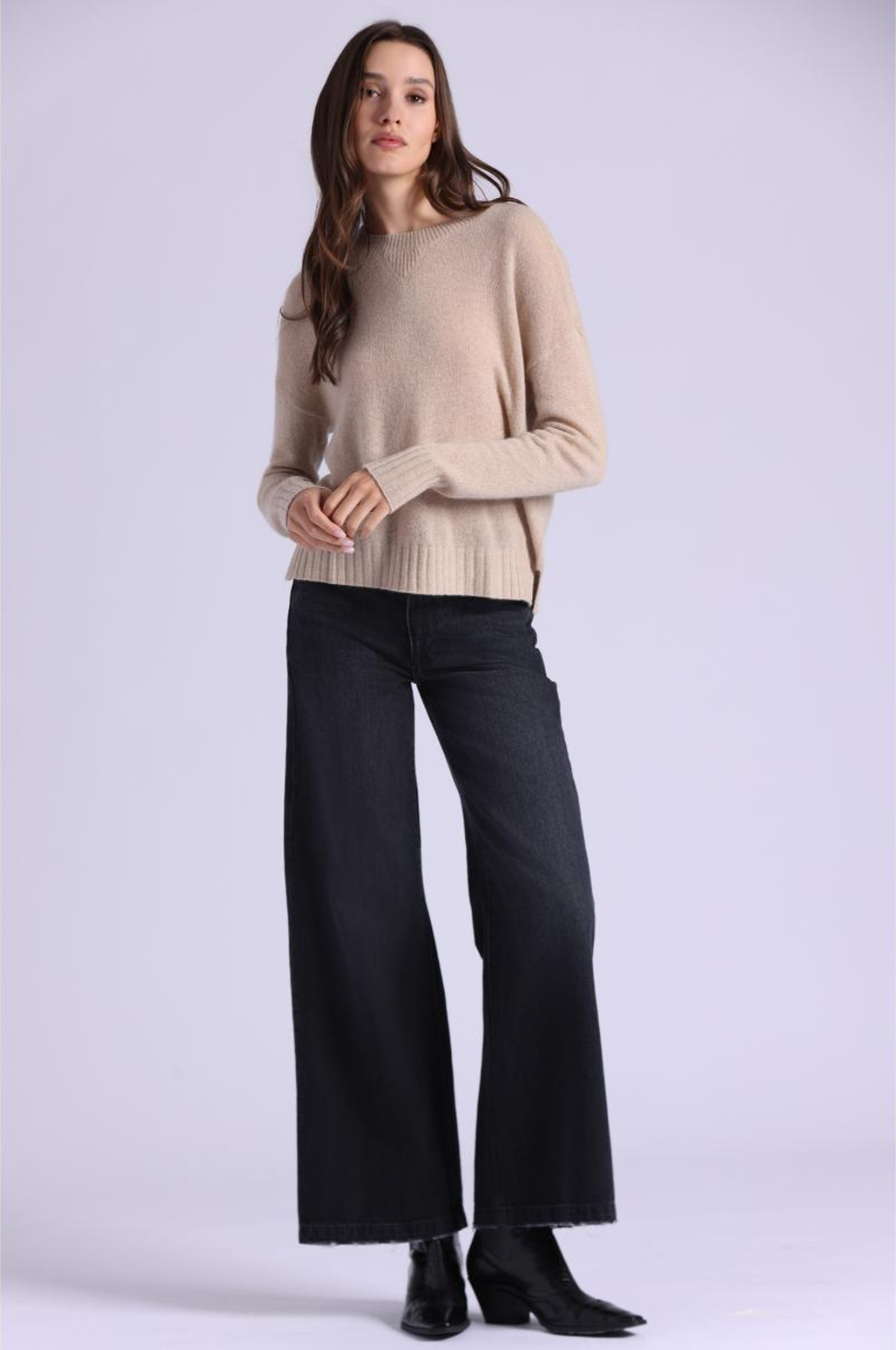 Cashmere Raglan Crew