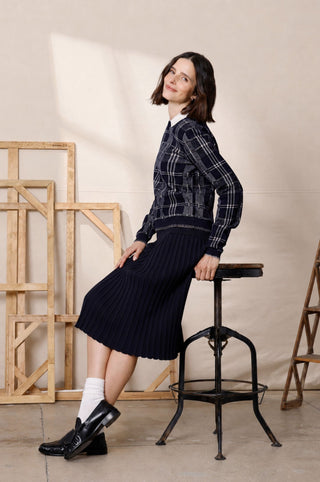 Wool Cashmere Plaid Crew with Blanket Stitch