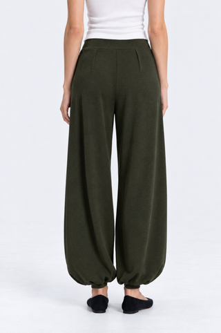 Soft Contour Balloon Pant
