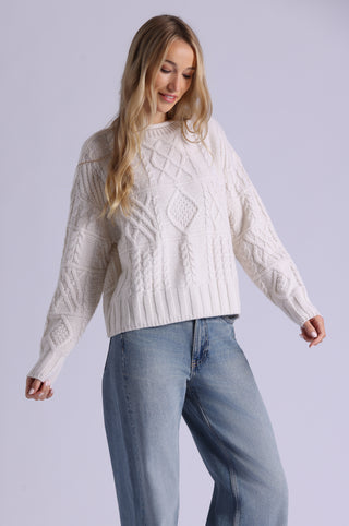 Pure Air Cashmere Mixed Cable Pattern Sweater