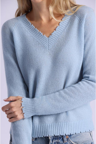7GG Cashmere Frayed Edge Cropped V