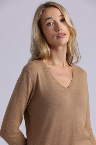 Supima Cotton V-neck Long Sleeve Tee